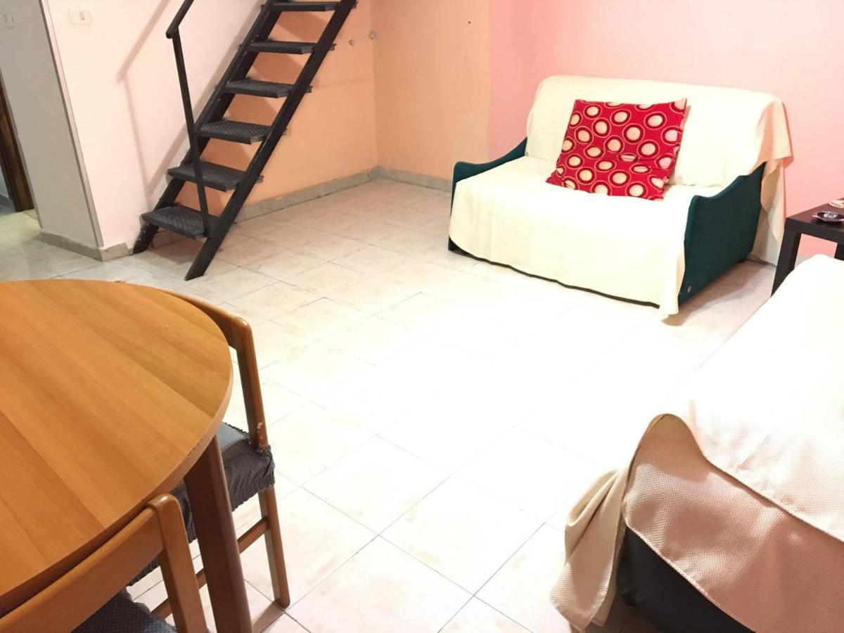 Apartment Nardones 98 Napoli Bagian luar foto
